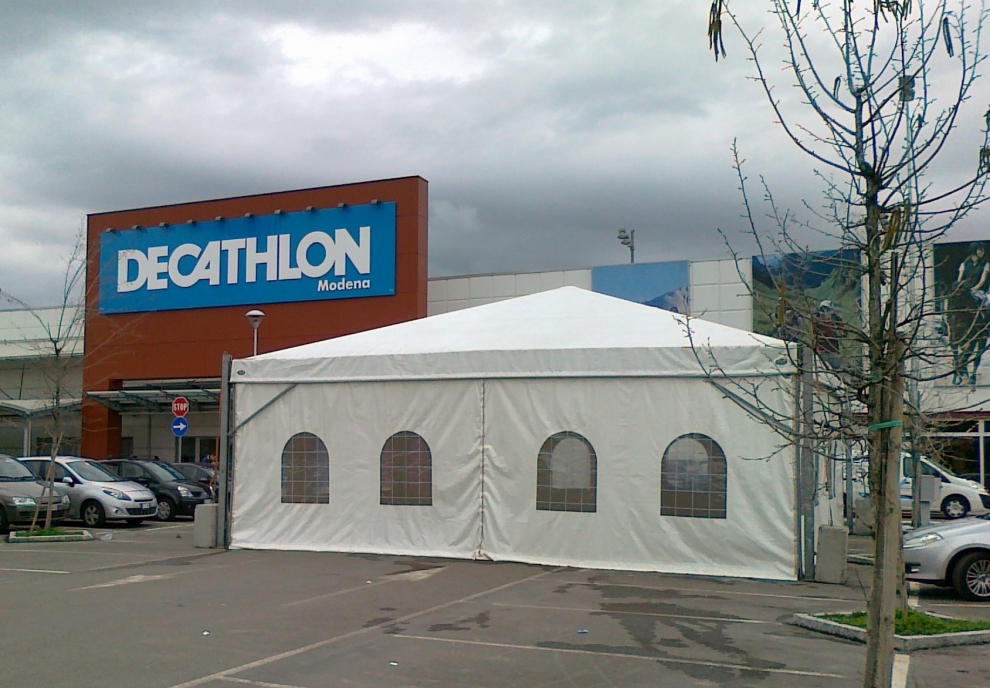 Noleggio gazebo per Decathlon Mantova e Modena