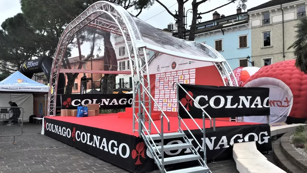 palco per premiazione sportiva