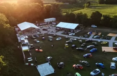 Tensostrutture o tendostrutture: cosa scegliere per il tuo evento?